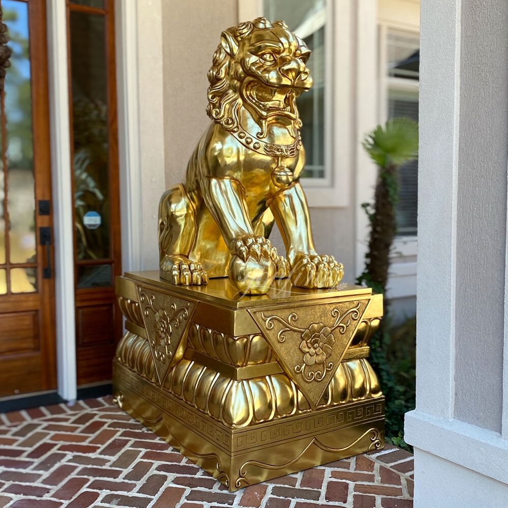 Chinese Lion Statue