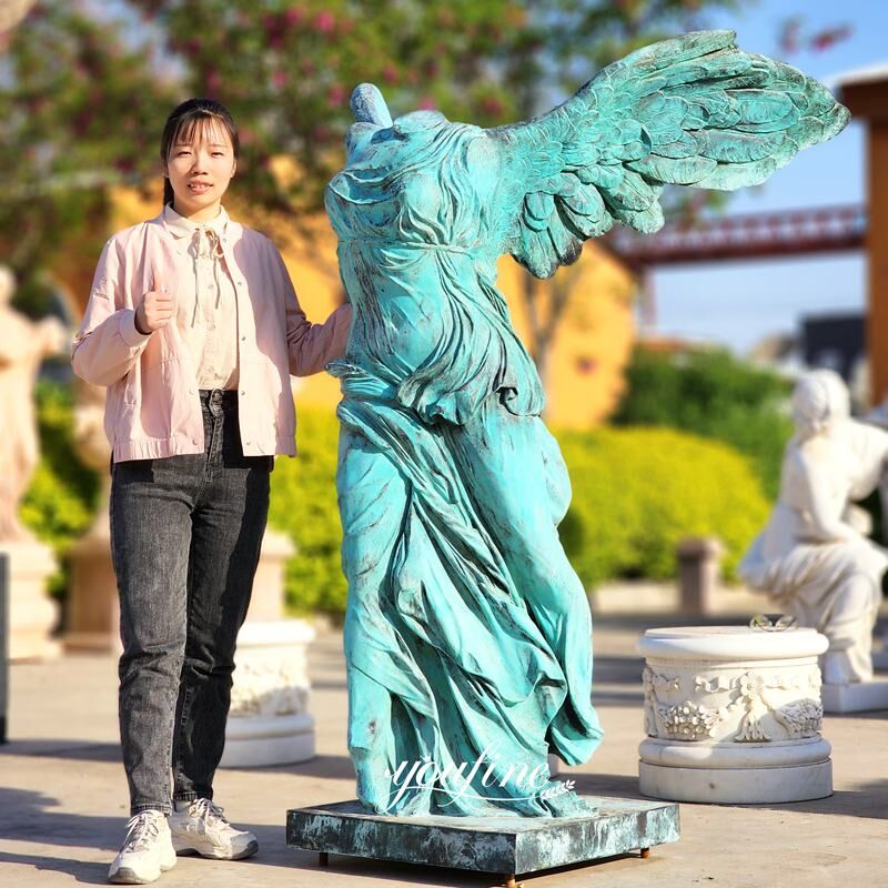 Samothrace overwinningsbeeld, sculptuur van de godin Nike, sculptuur van de Griekse godin van de overwinning van hars met antislip glijder ter decoratie van (BS1057-S-wit