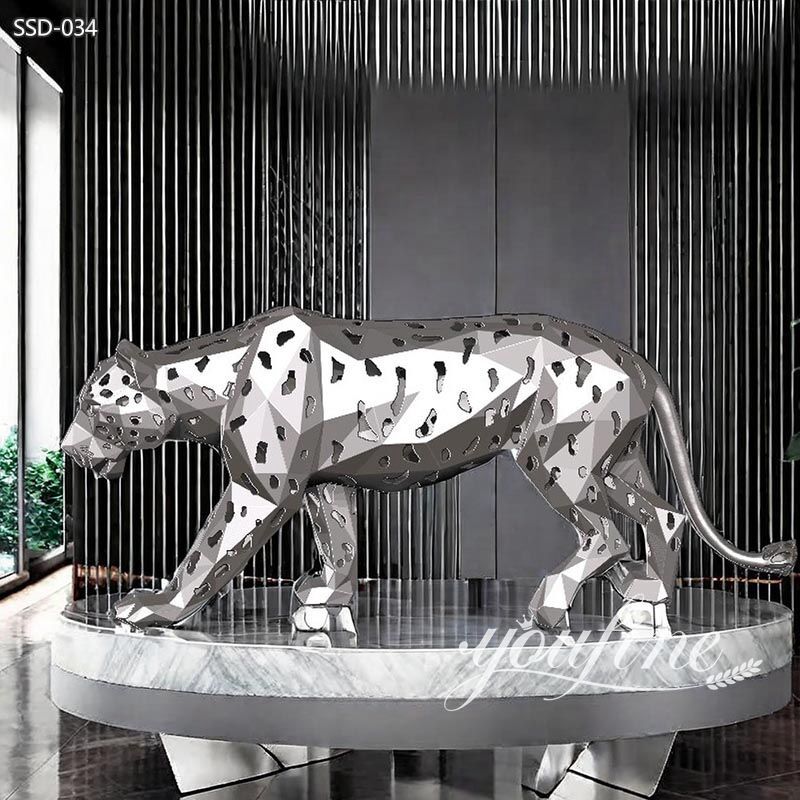 Sagoma Labrador in Metallo per Giardino, Scultura