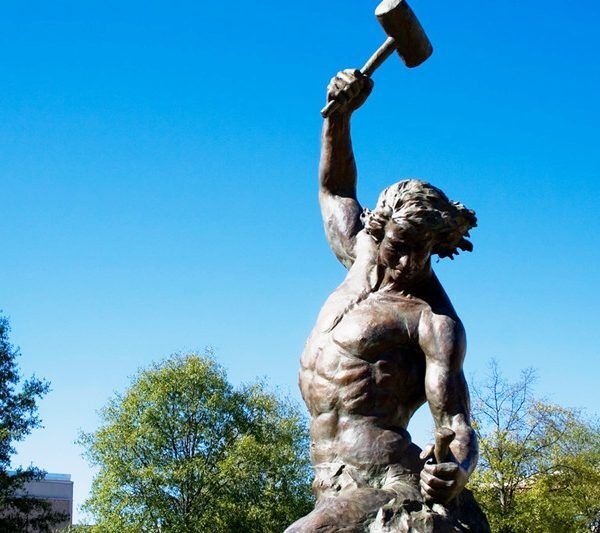 self making statue