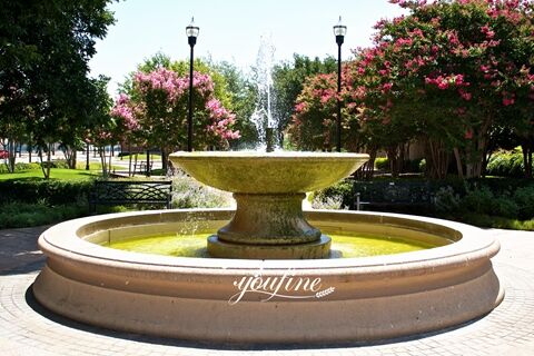 large simple fountain