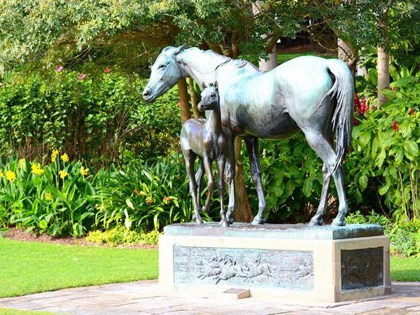 mare and foal statue