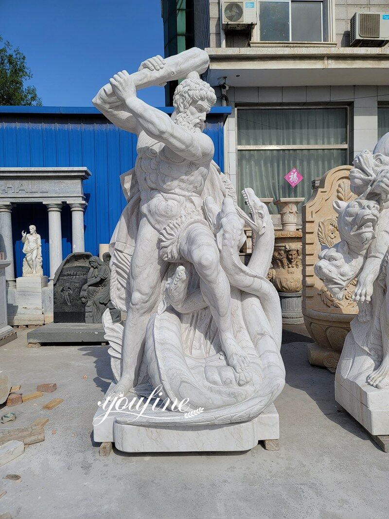 Estátua de Hércules lutando contra a Hidra em mármore grego, image size:800x1067