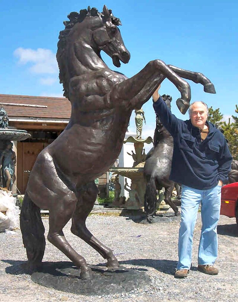 Grande statua di cavallo da esterno in vendita, image size:800x1013