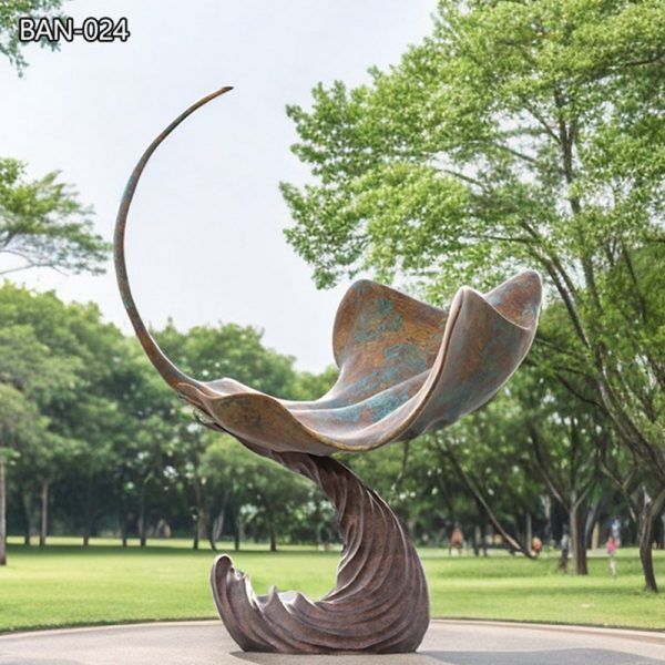 Stingray Animal Statue Art
